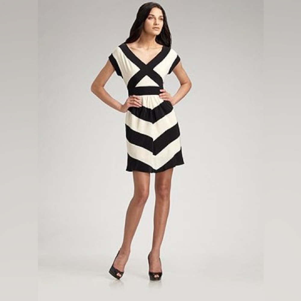BCBG Max Azria Silk Colorblock Chevron Dress – Size 0